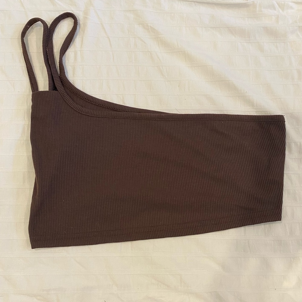 One Shoulder Ribbed Crop Top - Picture 2 of 5